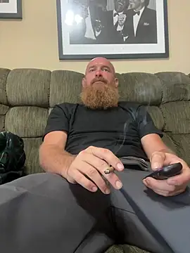 32XRedBeard online show from June 3, 2026, 9:52 pm