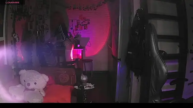 Ink  pleasure online show from September 26, 2025, 10:16 pm