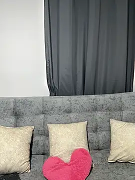 Jullya x online show from February 23, 2026, 9:04 pm