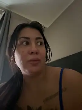 Snapshot of MelissathequeenOff chatting on February 26, 2025, 3:43 pm MelissathequeenOff online show from February 26, 2025, 3:43 pm