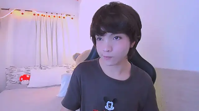 Snapshot of AllanYong18 chatting on June 21, 2026, 12:00 pm AllanYong18 online show from June 21, 2026, 12:00 pm