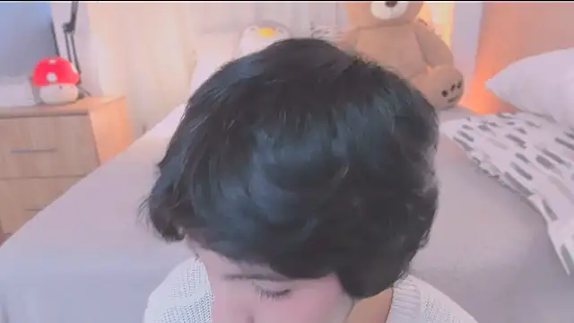 Snapshot of AllanYong18 chatting on February 27, 2026, 12:27 pm AllanYong18 online show from February 27, 2026, 12:27 pm