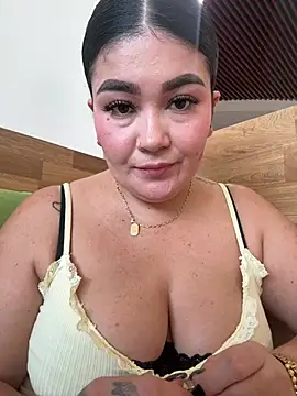 karla hotgirl online show from July 16, 2026, 10:07 pm
