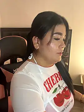 karla hotgirl online show from September 19, 2025, 1:09 am