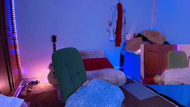 antonelawow online show from October 1, 2025, 9:40 pm