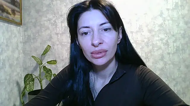 LissaBlossom online show from May 1, 2026, 5:45 am
