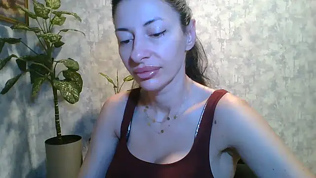 Snapshot of LissaBlossom chatting on June 26, 2026, 2:39 am LissaBlossom online show from June 26, 2026, 2:39 am