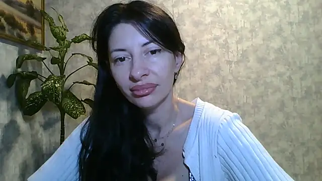 Snapshot of LissaBlossom chatting on July 4, 2026, 5:14 am LissaBlossom online show from July 4, 2026, 5:14 am
