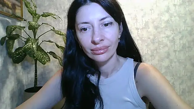 Snapshot of LissaBlossom chatting on July 10, 2026, 3:50 am LissaBlossom online show from July 10, 2026, 3:50 am