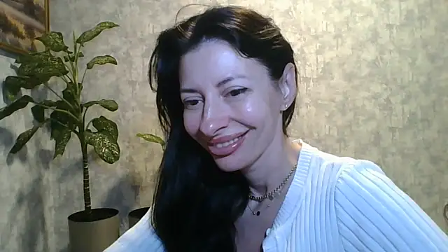 LissaBlossom online show from June 5, 2026, 3:00 am
