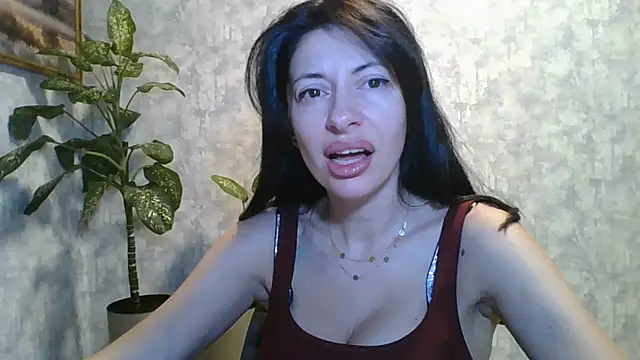LissaBlossom online show from June 19, 2026, 3:34 am