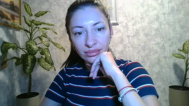 Snapshot of LissaBlossom chatting on August 9, 2026, 5:24 am LissaBlossom online show from August 9, 2026, 5:24 am