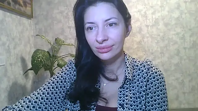 LissaBlossom online show from November 11, 2025, 5:02 am