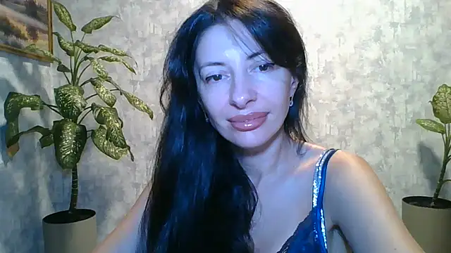 Snapshot of LissaBlossom chatting on August 6, 2026, 9:59 am LissaBlossom online show from August 6, 2026, 9:59 am