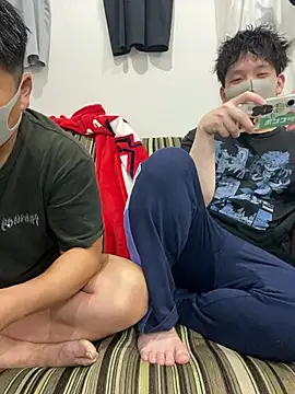 K0718 online show from May 1, 2026, 2:11 pm