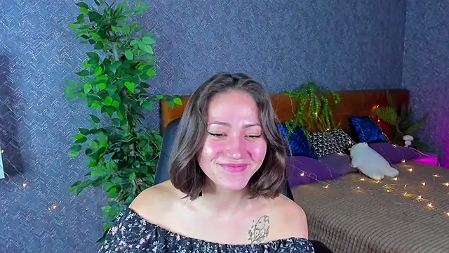 Bellalovesss online show from March 19, 2025, 11:39 am