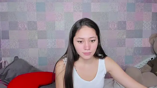 Bellalovesss online show from January 12, 2025, 12:01 pm