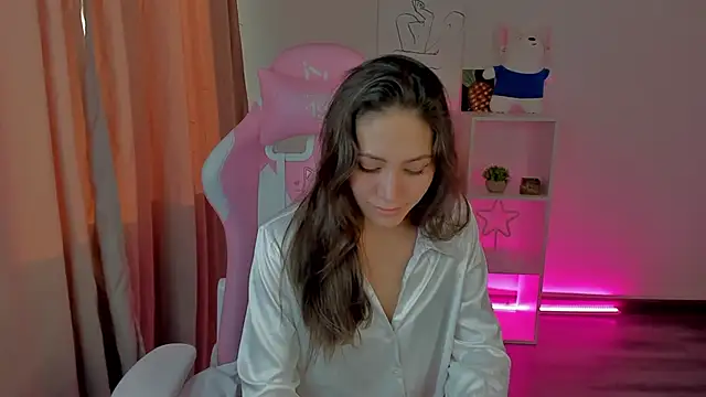 Bellalovesss online show from February 19, 2025, 10:34 am