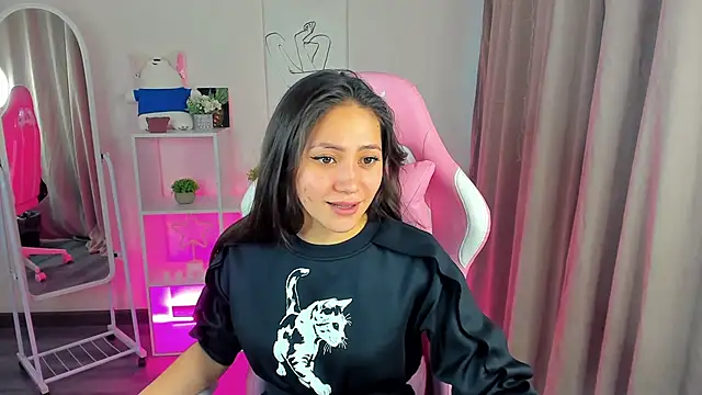 Bellalovesss online show from January 18, 2025, 8:52 am