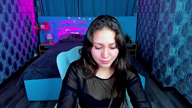 Bellalovesss online show from March 7, 2025, 2:01 pm