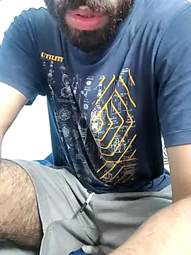 TOPMOON001 online show from September 30, 2025, 9:37 am