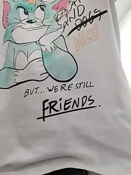 TOPMOON001 online show from March 23, 2025, 4:05 am