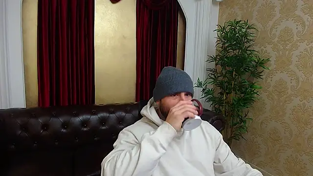 AdamJamesonn online show from December 17, 2025, 5:45 am