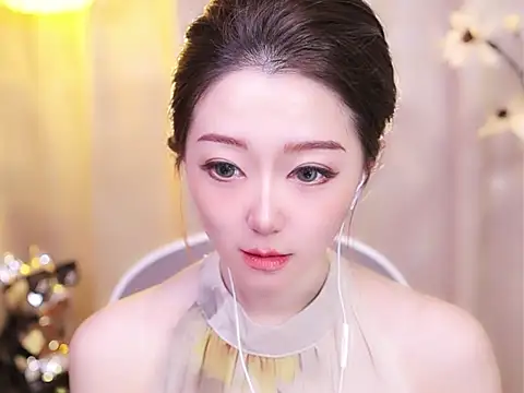 Zoe-99 online show from March 5, 2025, 2:45 pm