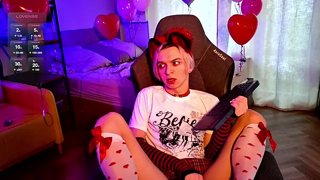 leon yuugen online show from February 14, 2025, 8:21 am