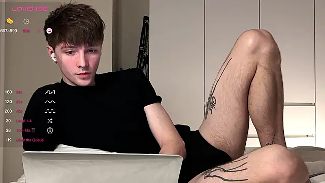 Snapshot of Calvin_Polanski chatting on March 20, 2026, 6:09 pm Calvin Polanski online show from March 20, 2026, 6:09 pm