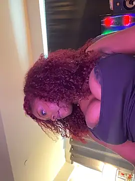 kehlanijade online show from November 18, 2025, 6:55 pm