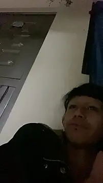 boysLittle online show from November 19, 2025, 4:34 am