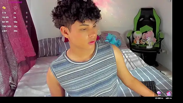 Snapshot of dani_angels__ chatting on February 9, 2025, 8:13 pm dani angels online show from February 9, 2025, 8:13 pm