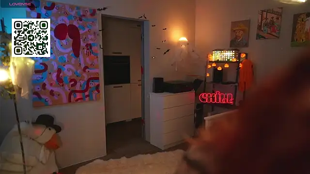 vse sukki online show from October 31, 2025, 3:03 am