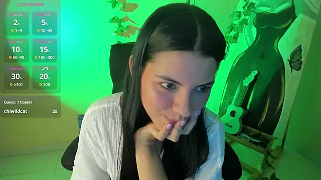 Snapshot of valu_557 chatting on August 5, 2026, 1:21 am valu 557 online show from August 5, 2026, 1:21 am
