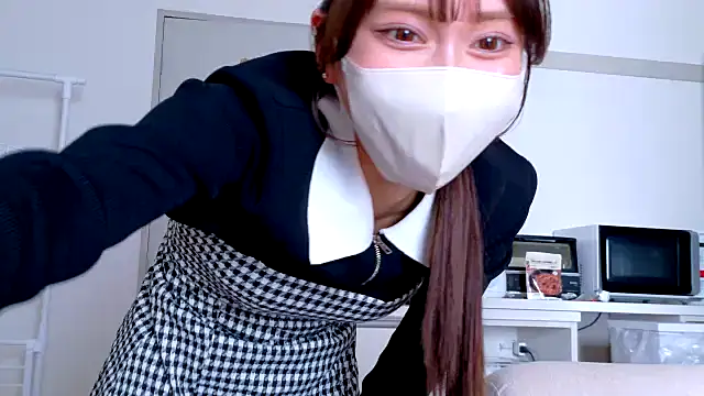 Snapshot of riken_jp chatting on November 19, 2025, 2:00 am riken jp online show from November 19, 2025, 2:00 am