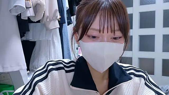 Snapshot of riken_jp chatting on October 11, 2025, 3:02 pm riken jp online show from October 11, 2025, 3:02 pm