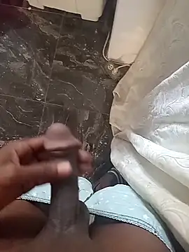 Snapshot of mario0212 chatting on September 21, 2025, 12:10 pm mario0212 online show from September 21, 2025, 12:10 pm