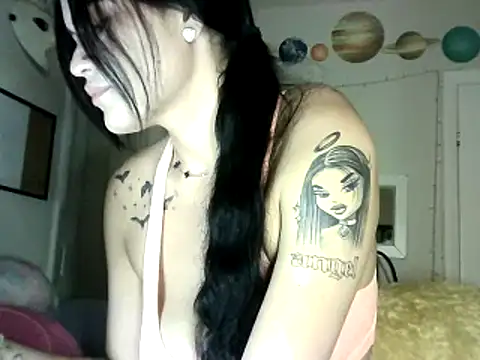 Snapshot of nikkikittyx3 chatting on March 19, 2025, 4:14 am nikkikittyx3 online show from March 19, 2025, 4:14 am