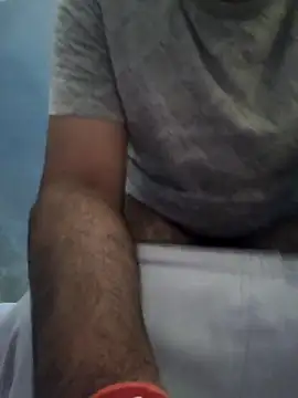 13lusty online show from October 5, 2025, 4:58 am