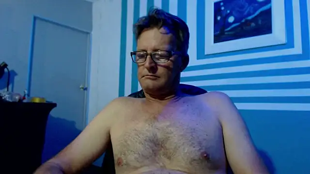 itsmeyes69 online show from February 28, 2025, 9:23 pm