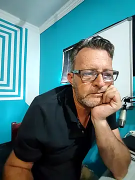 itsmeyes69 online show from January 29, 2025, 2:21 pm