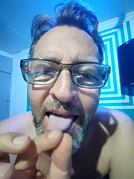 itsmeyes69 online show from February 13, 2025, 9:38 pm