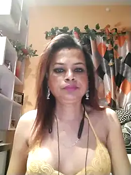 SANA-LEONI online show from February 5, 2026, 3:08 pm