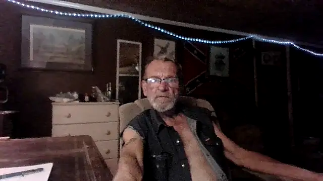 Aldick68 online show from April 13, 2026, 6:28 am