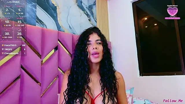 hotiergirl online show from July 28, 2026, 4:39 pm