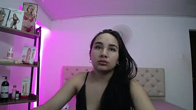 Maylin horny19 online show from July 31, 2026, 3:17 am