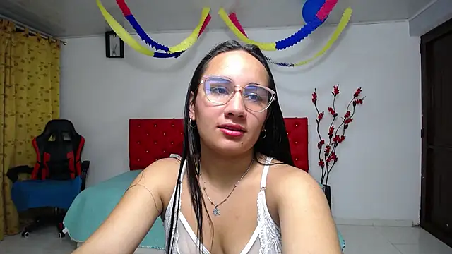 Maylin horny19 online show from June 22, 2026, 3:01 am