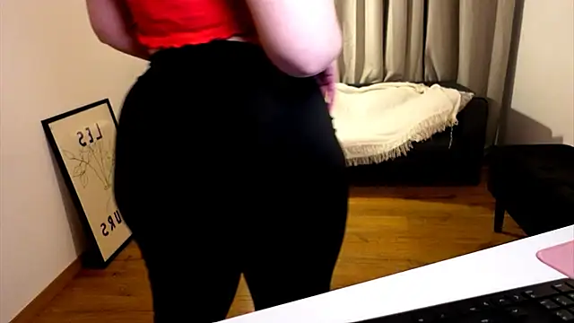 Snapshot of ShyHotNerd chatting on March 6, 2025, 12:41 pm ShyHotNerd online show from March 6, 2025, 12:41 pm