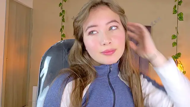 Dahlia Rousse online show from March 8, 2026, 9:01 am